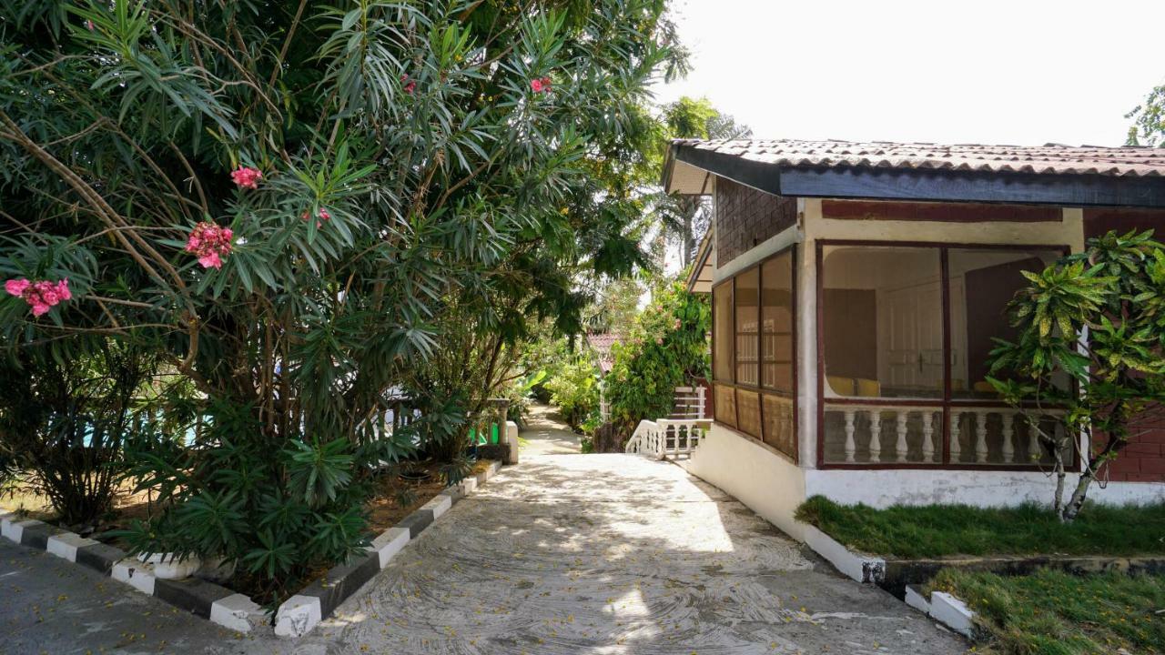 The Family Kingdom Resort Freetown Bagian luar foto
