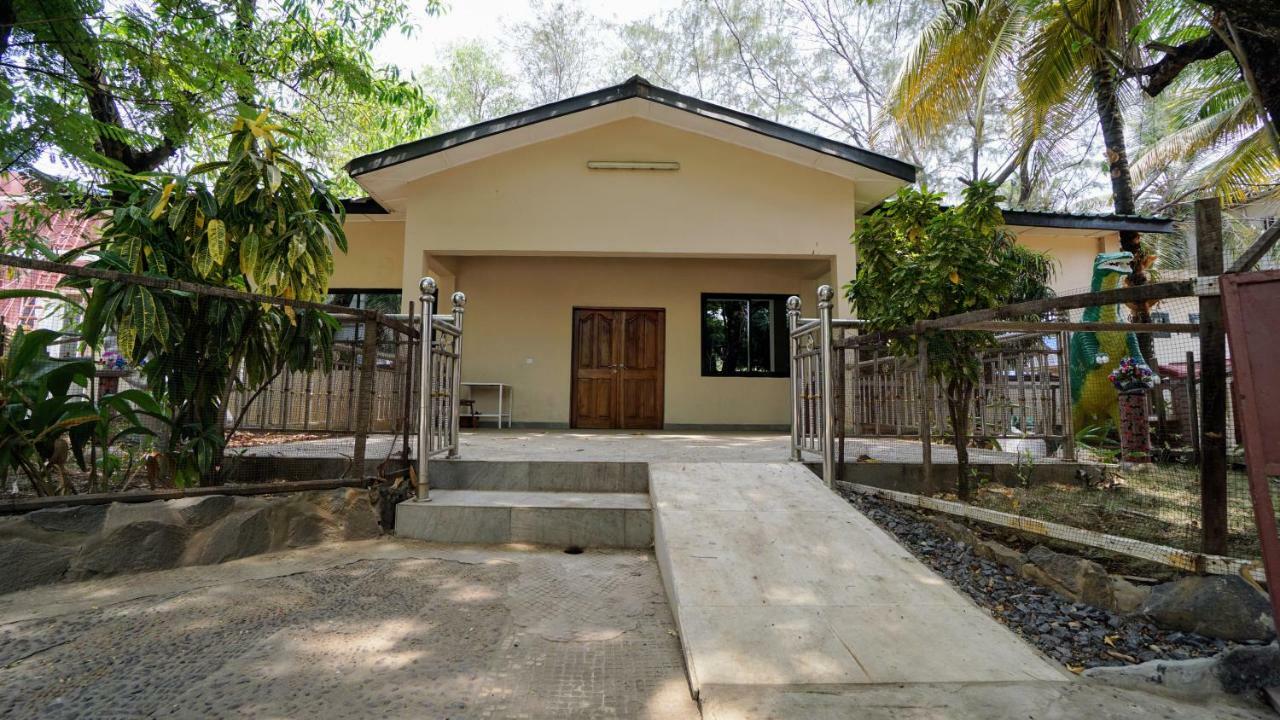 The Family Kingdom Resort Freetown Bagian luar foto