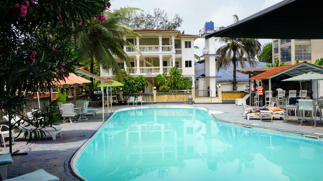 The Family Kingdom Resort Freetown Bagian luar foto