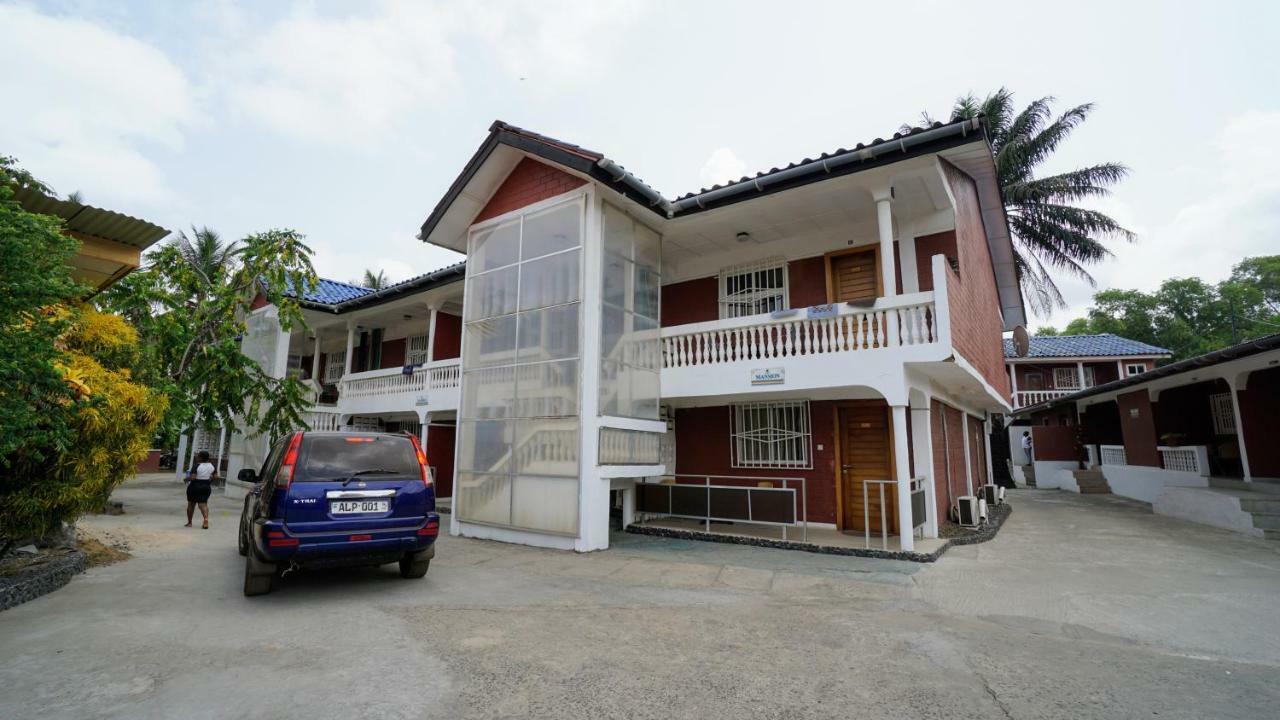 The Family Kingdom Resort Freetown Bagian luar foto